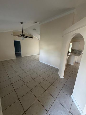 120 SW Bedford Road, Port St. Lucie, Port St Lucie, FL 34953