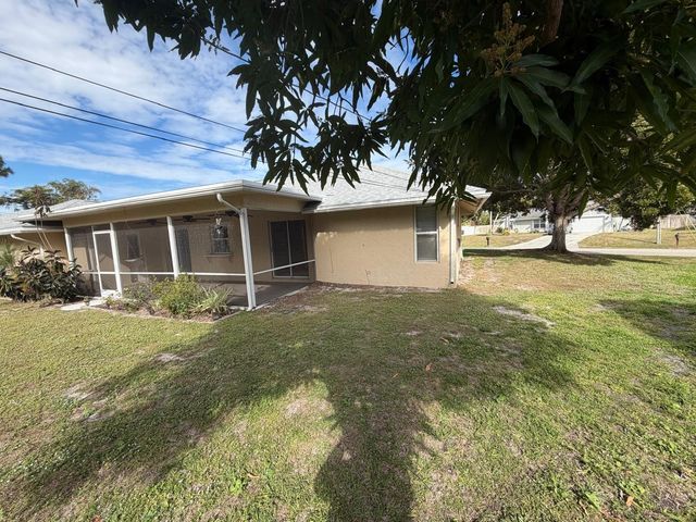 120 SW Bedford Road, Port St. Lucie, Port St Lucie, FL 34953