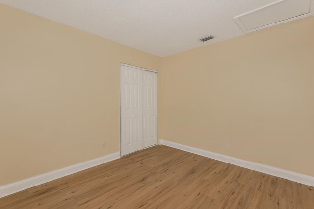 6560 SW 20th Street, North Lauderdale, FL 33068