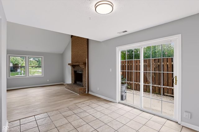 7606 Farm View Circle E, Indianapolis, IN 46256