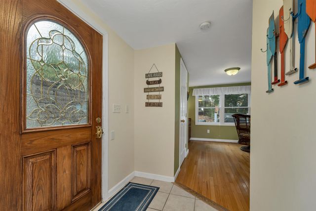 16 Ridge Road, Barnstead, NH 03218