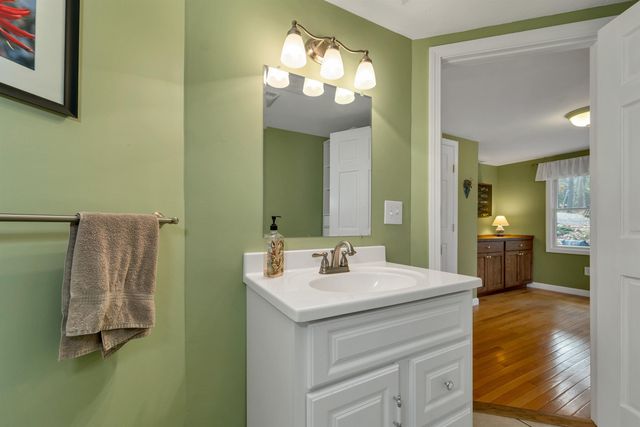 16 Ridge Road, Barnstead, NH 03218