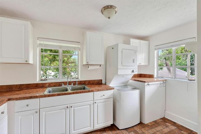 1016 ATKINS PLACE, Orlando, FL 32804