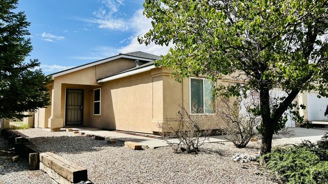 5600 Mesa Ridge Road NW, Albuquerque, NM 87114