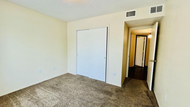 5600 Mesa Ridge Road NW, Albuquerque, NM 87114
