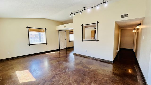 5600 Mesa Ridge Road NW, Albuquerque, NM 87114