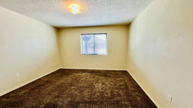 5600 Mesa Ridge Road NW, Albuquerque, NM 87114