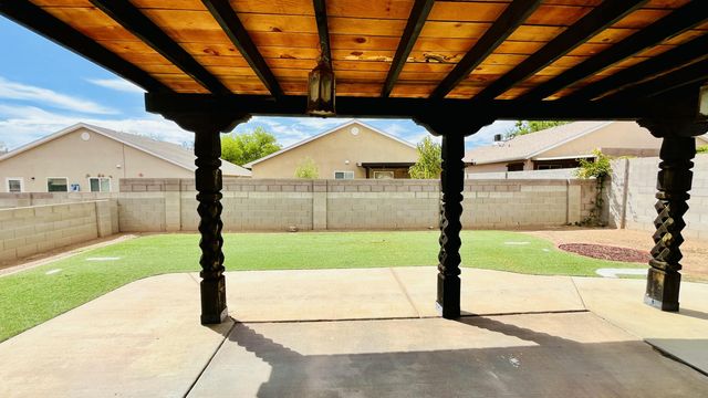 5600 Mesa Ridge Road NW, Albuquerque, NM 87114