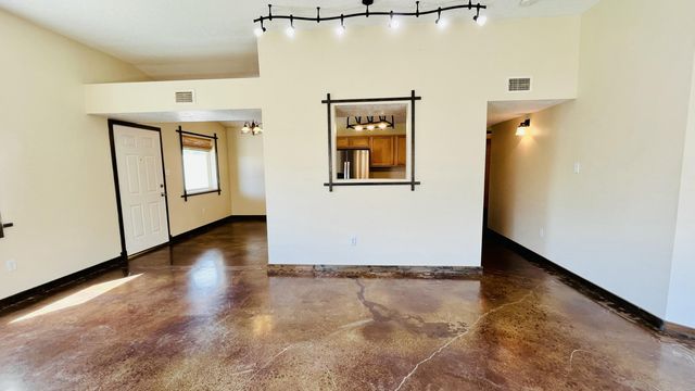 5600 Mesa Ridge Road NW, Albuquerque, NM 87114
