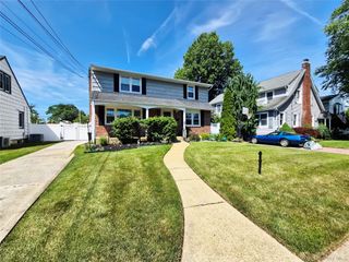 1920 Clemons Street, Bellmore, NY 11710