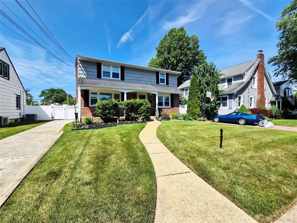 1920 Clemons Street, Bellmore, NY 11710 — exterior