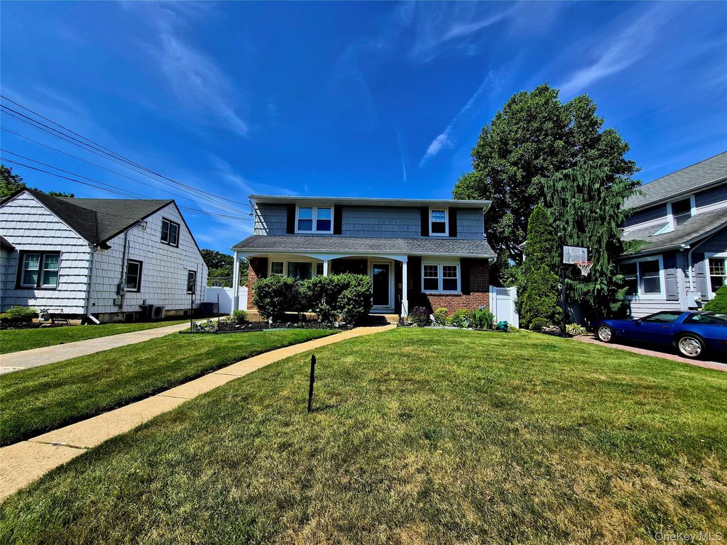 1920 Clemons Street, Bellmore, NY 11710 — photo 4