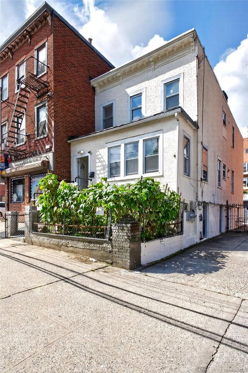 3150 137th Street, Flushing, NY 11354 — photo 3