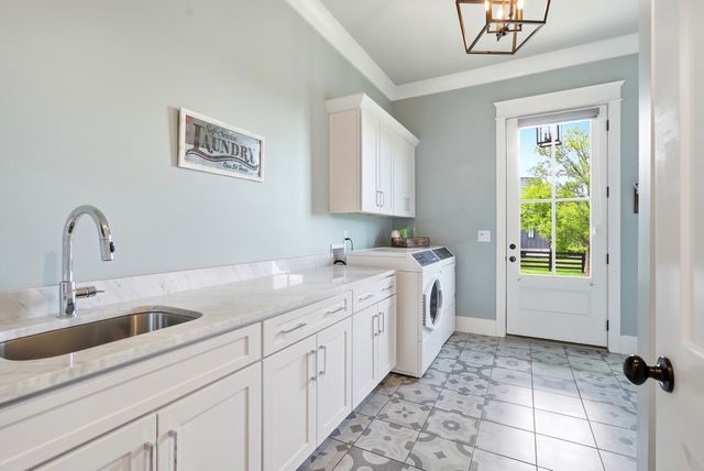 1045 Buena Vista Dr, Franklin, TN 37069