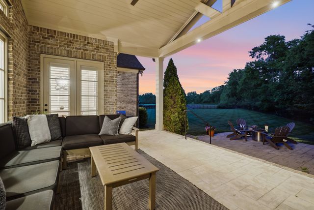 1045 Buena Vista Dr, Franklin, TN 37069