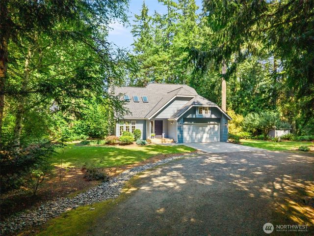 10109 NE Knight Road, Bainbridge Island, WA 98110