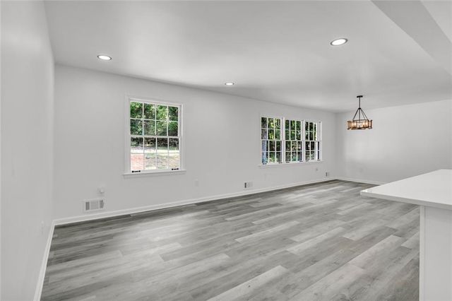 165 N Morning Dove Drive N, Fayetteville, GA 30215