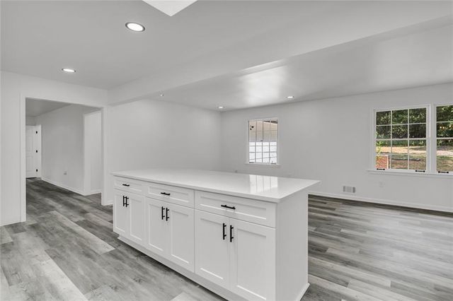 165 N Morning Dove Drive N, Fayetteville, GA 30215
