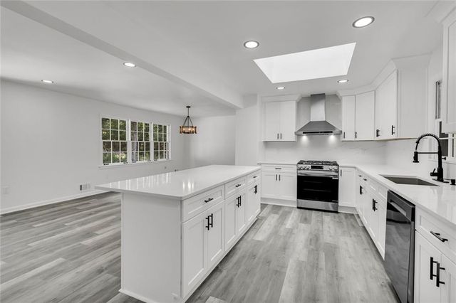 165 N Morning Dove Drive N, Fayetteville, GA 30215