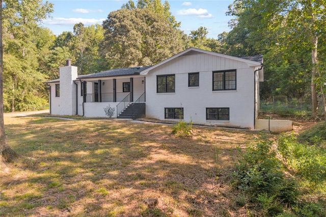 165 N Morning Dove Drive N, Fayetteville, GA 30215