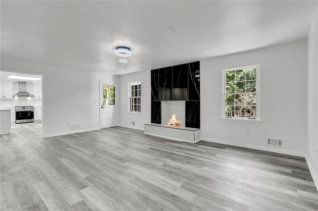 165 N Morning Dove Drive N, Fayetteville, GA 30215