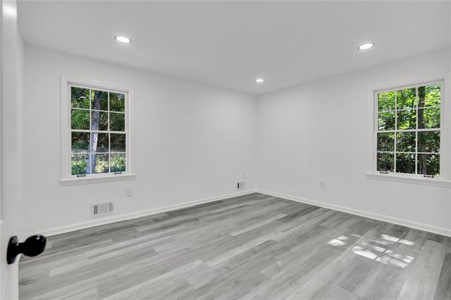 165 N Morning Dove Drive N, Fayetteville, GA 30215