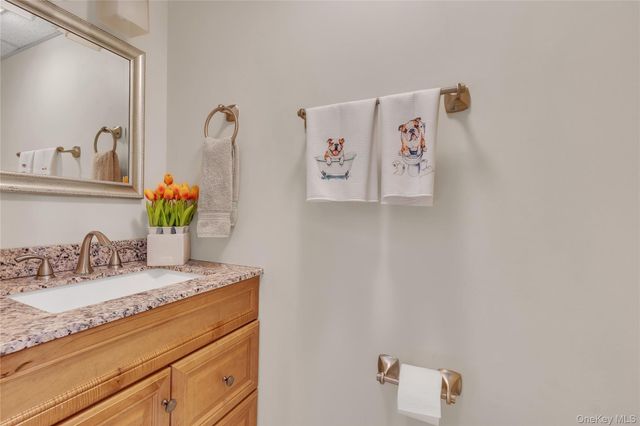 203 Williamsburg Drive, Mahopac, NY 10541