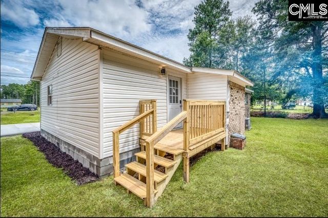 1091 Spring Plains Road, Cross, SC 29436