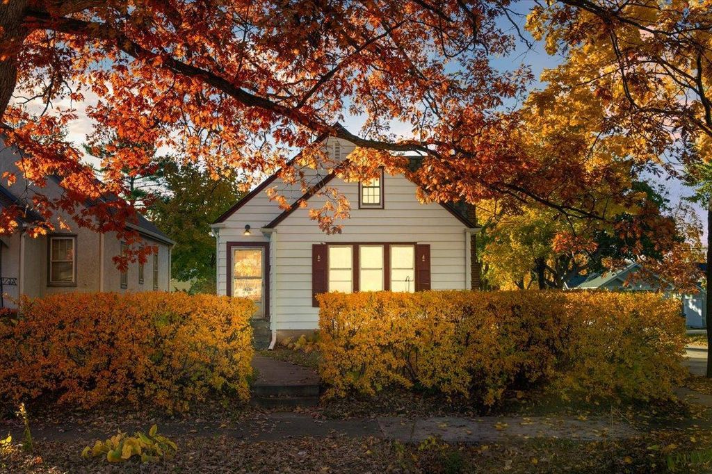 3259 Upton Avenue N, Minneapolis, MN 55412