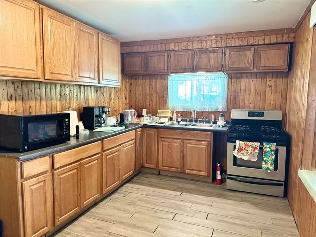 21 S Round Street, Union Twp, PA 16101