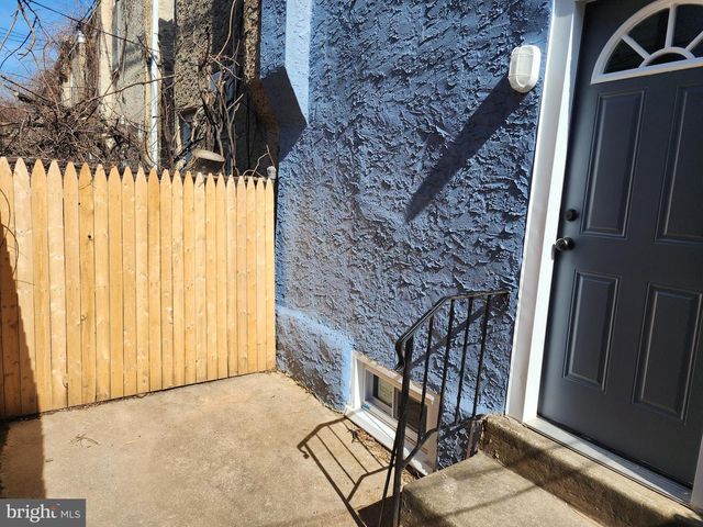208 N HORTON ST, Philadelphia, PA 19139