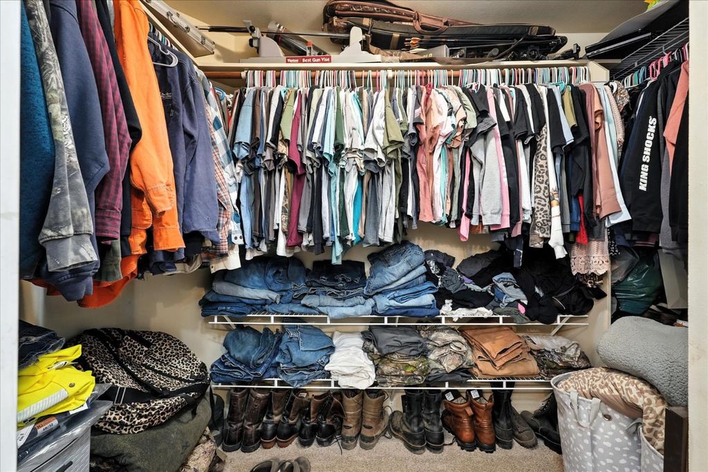 Image 21 of property listing at 14982 N Morgan Canyon Road, Prather, CA 93651