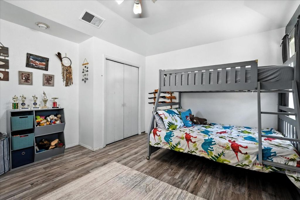 Image 28 of property listing at 14982 N Morgan Canyon Road, Prather, CA 93651