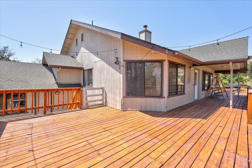 Image 32 of property listing at 14982 N Morgan Canyon Road, Prather, CA 93651