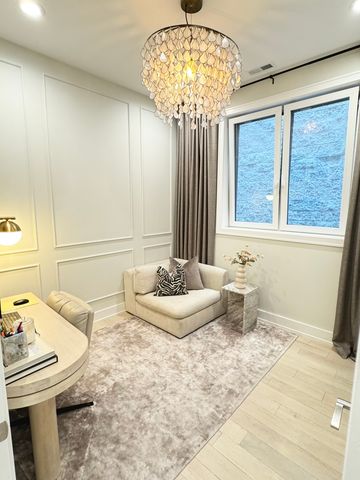 2704 W Thomas Street 2, Chicago, IL 60622