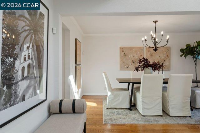 681 Adobe Dr, Danville, CA 94526