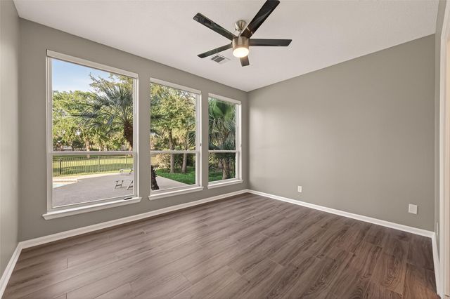 7203 Timberlake Dr, Sugar Land, TX 77479