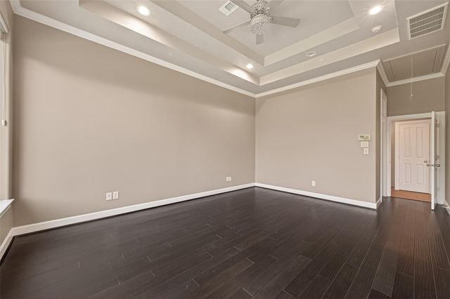 7203 Timberlake Dr, Sugar Land, TX 77479