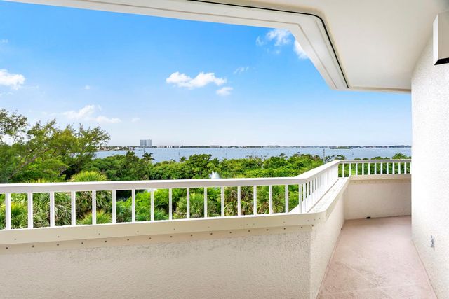 5070 N Ocean Drive 2c, Singer Island, FL 33404