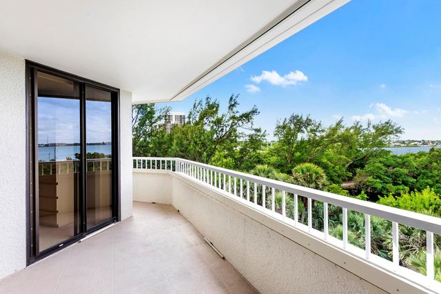 5070 N Ocean Drive 2c, Singer Island, FL 33404