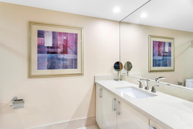 5070 N Ocean Drive 2c, Singer Island, FL 33404