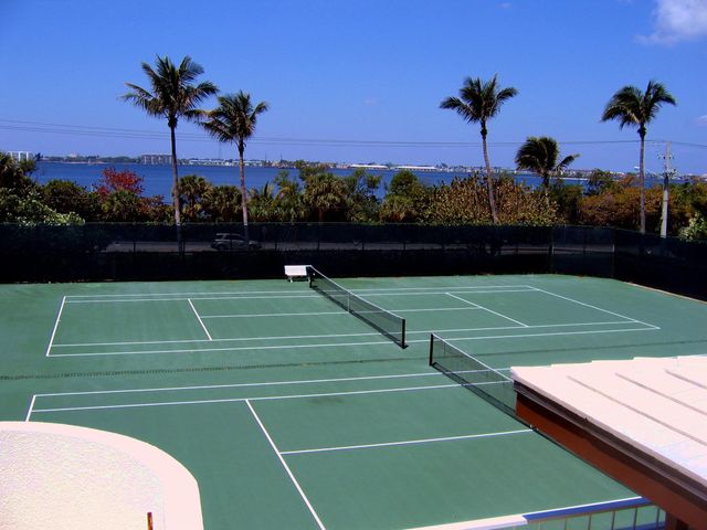 5070 N Ocean Drive 2c, Singer Island, FL 33404