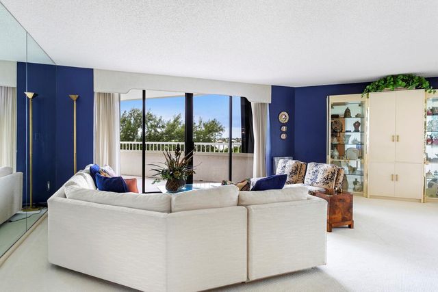 5070 N Ocean Drive 2c, Singer Island, FL 33404