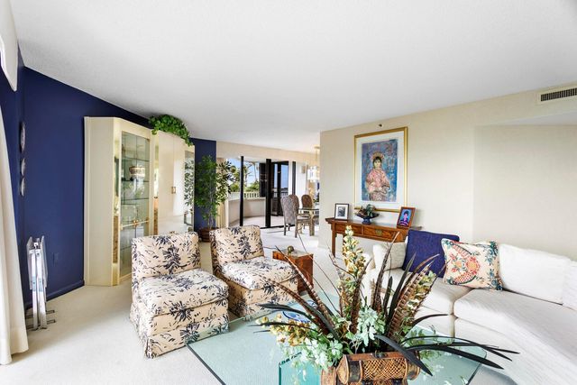 5070 N Ocean Drive 2c, Singer Island, FL 33404