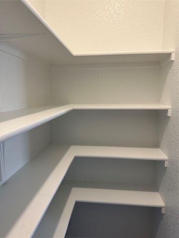 253 Redonda DR, Liberty Hill, TX 78664