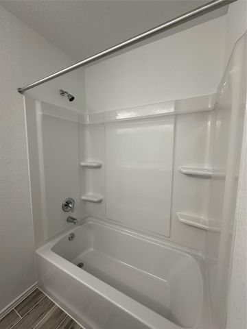 253 Redonda DR, Liberty Hill, TX 78664