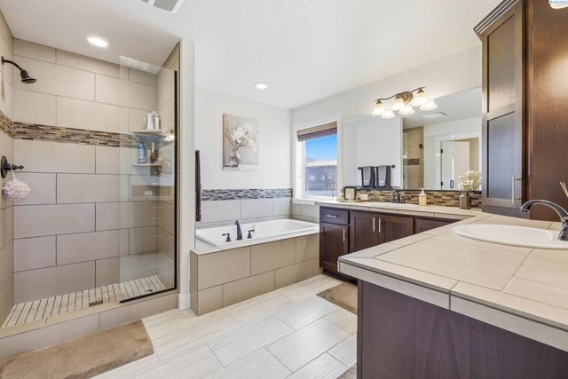 664 Punkie Lane, Richland, WA 99352