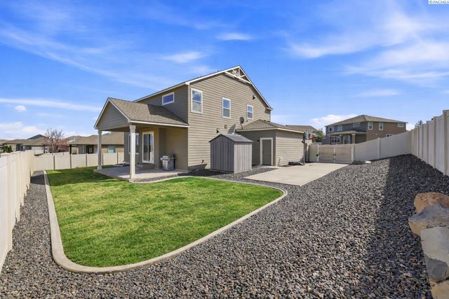 664 Punkie Lane, Richland, WA 99352