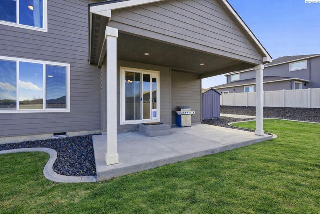 664 Punkie Lane, Richland, WA 99352