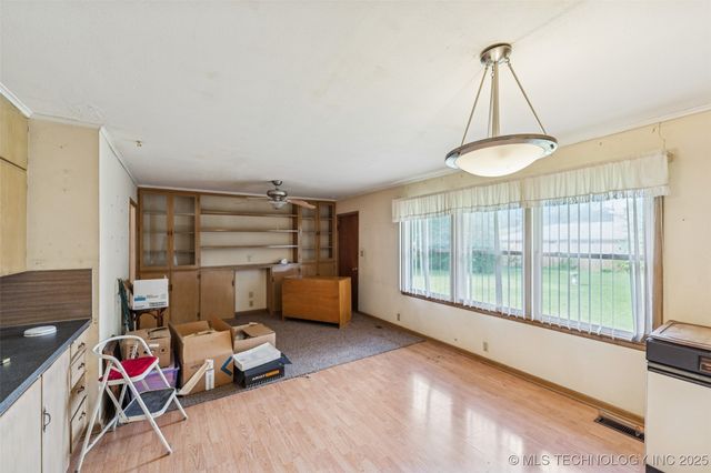 617 S Thompson Street, Vinita, OK 74301